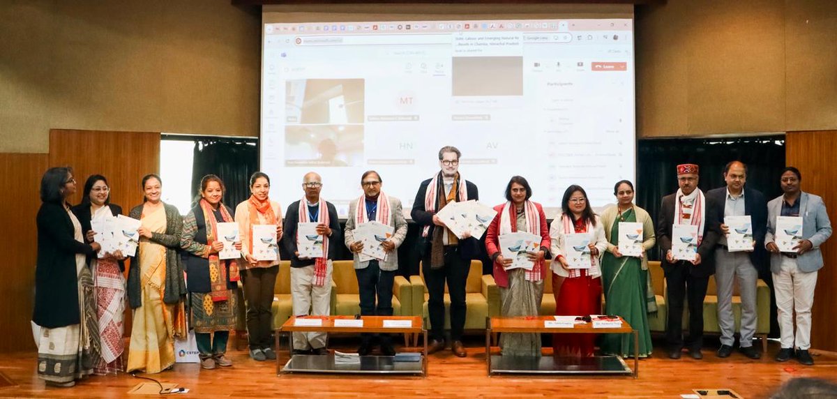 IITGuwahati's tweet photo. @IITGuwahati , @iit__mandi  &amp; @CSTEP_India Bengaluru release a landmark District-Level Climate Risk Assessment report mapping flood &amp; drought risks for 690 districts using the IPCC framework. Report was released by DST and SDC in presence of @DirectorIITG  and @Dir_IIT_Mandi . https://t.co/6H7vKuHv87