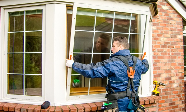 buzzroofinginc's tweet photo. #Buzzroofing replace #damaged or outdated #windows with new, energy efficient windows as part of our #exterior #services. Beginning with carefully removing old or #damagedwindows. #contractor #windowrepair

🌎 https://t.co/FjE11kqyiU
📲 (720) 684-9902 
📩 buzzroofinginc@gmail.com https://t.co/swcVxfOggA