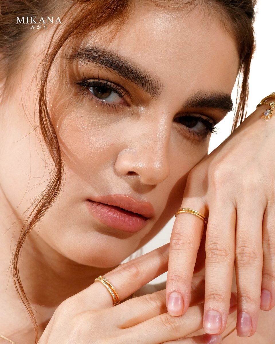 mikanajp's tweet image. Layered rings, endless style. 💍💫

🔍Chieko Ring

Check us here:
🛒 Lazada: s.lazada.com.ph/l.QC7
🛒 Shopee: shope.ee/6UvNlXVtyp
🛒 Tiktok: vt.tiktok.com/ZSedF4WCo

#MikanaCarefreeLuxury #MyMikanaWishlist #PromiseRingCollection