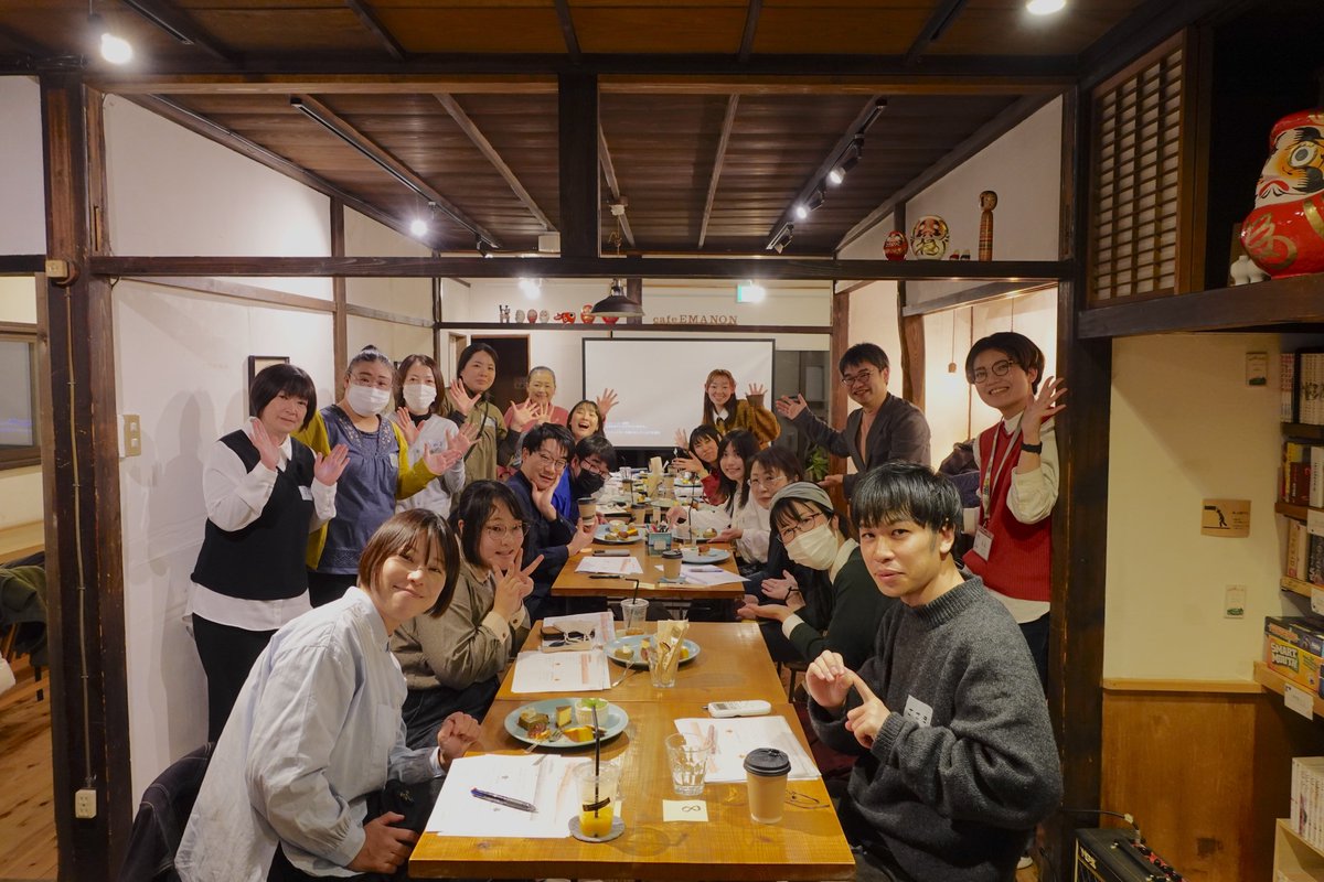 GuestHouseBlanc's tweet photo. 【福島県白河市のへ移住された方・興味がある方・ゆかりのある方へ】 
移住者や関係人口、地元民でつくる、交流と学び合いのコミュニティ「カフェ本町Q番地」vol.5を開催します！
https://t.co/ehXpS5H9N5
■日時：2025年1月11日（土）14:00-17:00 
■場所：コミュニティ・カフェEMANON（白河市本町9） https://t.co/1fPDZinTbC