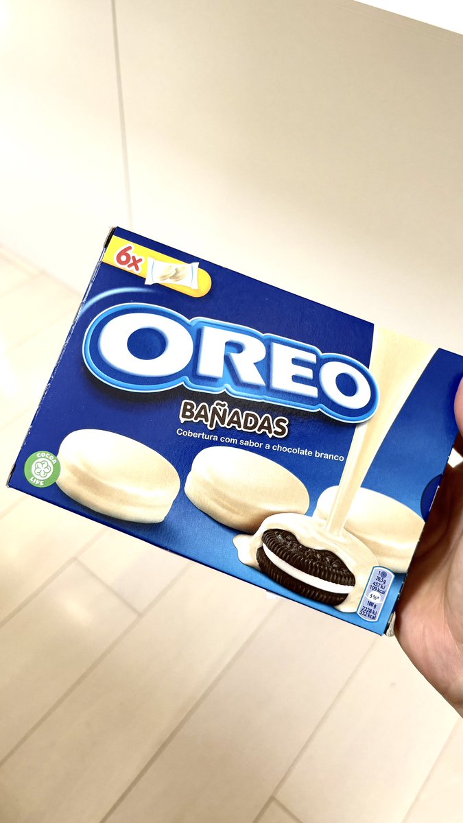 uryo1112's tweet photo. 「速報」
世界中でバズってるオレオのホワイトチョココーティングついに日本でもカルディで販売され始める https://t.co/WasYOPKqB4