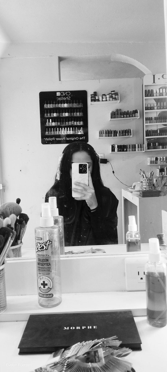 EveGFD's tweet photo. Adiós al negro...👸🏻🤍 https://t.co/fB0la5OCD2