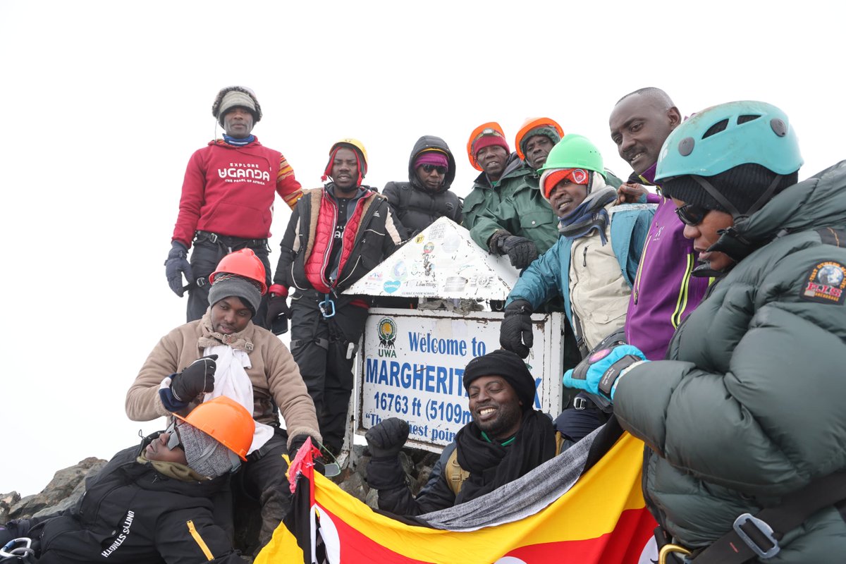 A team of 26 officers from MTWA &amp; UWA embarked on a thrilling adventure earlier this week to hike Mountain Rwenzori and hand over essential equipment to enhance tourists' safety and experience.
#GuguddeTvUganda