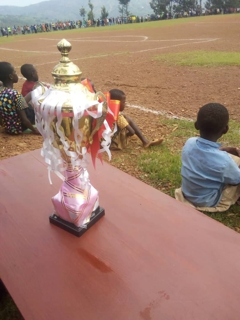 Mutaluc's tweet photo. Le meilleur a gagné! Congs to the Motorcyclists Team for winning the #SACCOKOZIGUNDU #FOOTBALLTOURNAMENT24! It was super amazing to see #NdubaYouth opening their accounts massively to participate to the tournament. @Nduba_Sector @Gasabo_District https://t.co/Q4yjg1pt2x