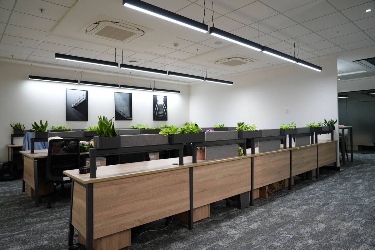 smartsocs's tweet photo. Exciting news! SmartSoC opens its 4th office in India &amp; 2nd in Hyderabad!  

A 20,000 sq. ft., 240-seater green, sustainable facility at Mindspace, Madhapur.

Driving innovation in semiconductor &amp; AI tech globally! 
#SmartSoC #Innovation #NewOfficeInHyderabad https://t.co/kKP4GbtYd8
