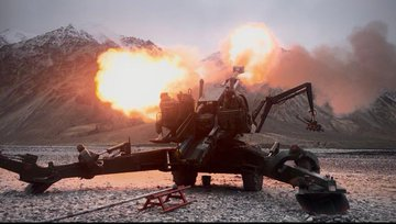 VisionLadakh's tweet photo. #ForeverinOperationsDivision showcased their operational preparedness in the inhospitable terrain of Ladakh at over 14,500ft and amidst extreme temperatures of minus 35°C with undaunted grit, professionalism & resolve. The guns blazed with their roar echoing in the Himalayas. https://t.co/Kzz01dDlCg