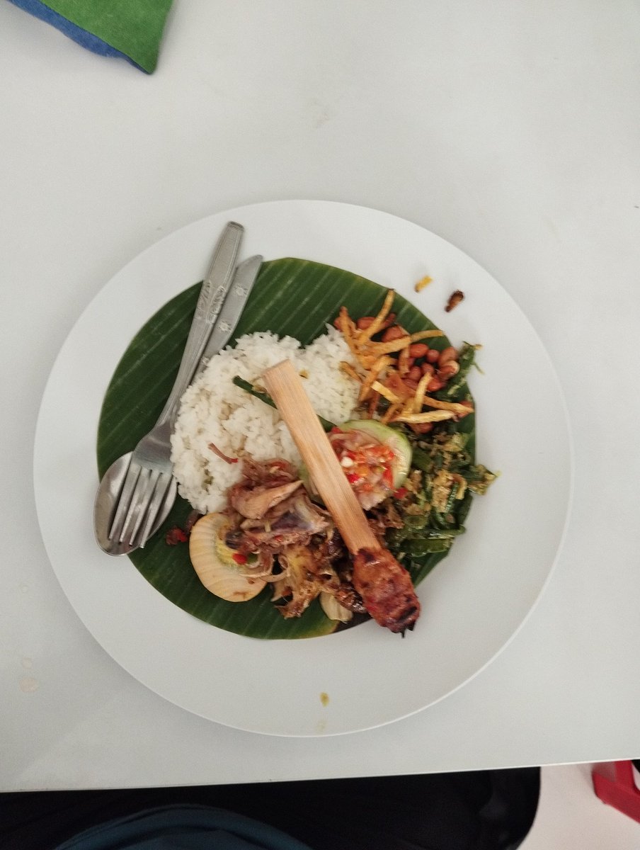 daundanbumi's tweet photo. Terima Kasih juga sudah dimudahkan makan enak ga harus bayar https://t.co/ao8Kq4dqQK