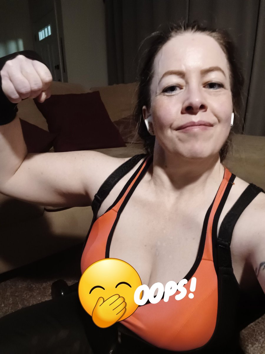 PetrasFreeMuse's tweet photo. So I wasn't gonna make this public but whatevs. This was my 1st #GravityTransformation #workout, today 12/15/24. I feel like a cooked spaghetti noodle LOL! Probably the next 2days, too. I can't believe I made it through. Stickers to keep it PG lol 🤣😆🤣https://t.co/J3FGpaBcX8 1/ https://t.co/quHKjqV521
