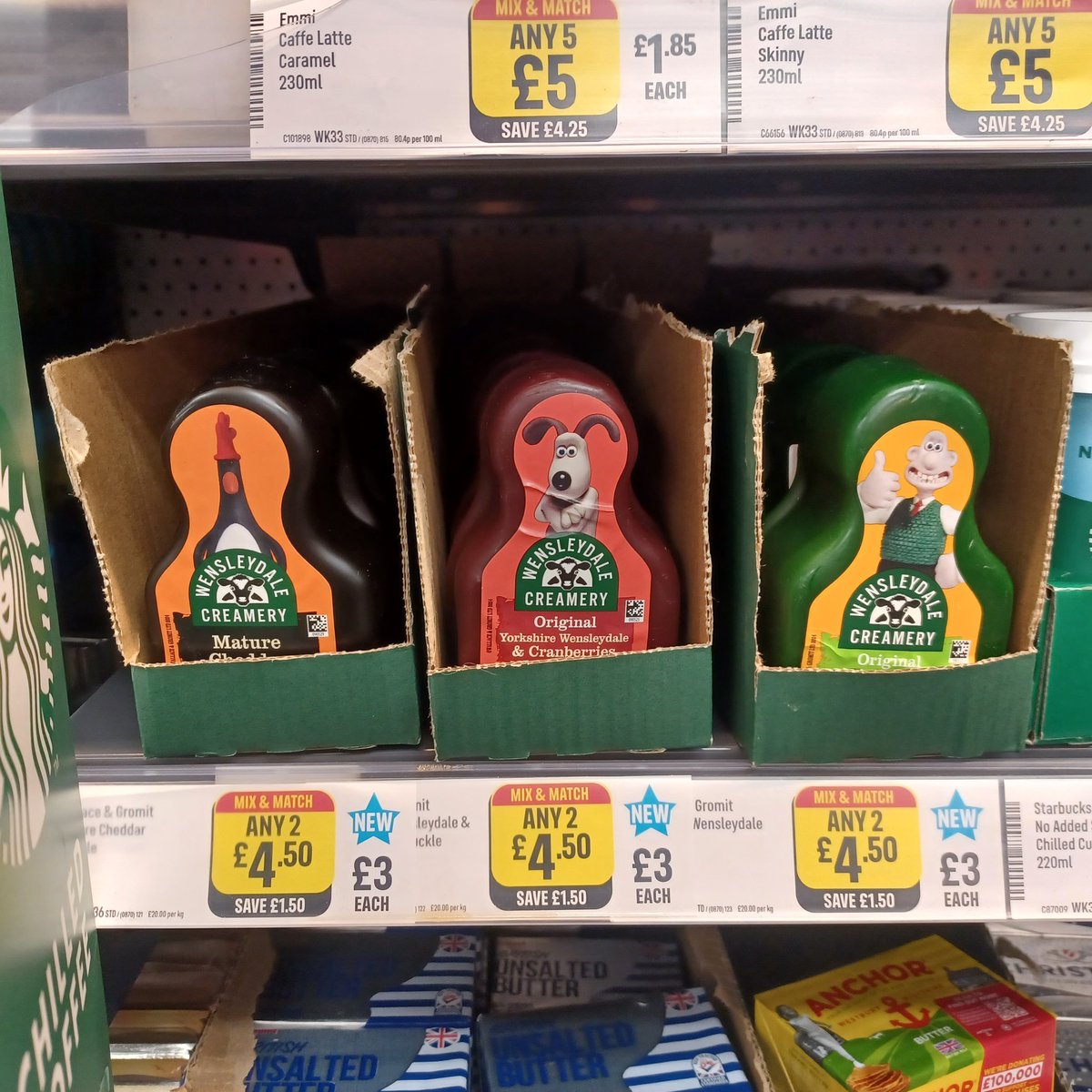 StartLicensing's tweet photo. More Cheese Gromit ! Good to see @Wdalecreamery #Wallace #Gromit #Feathers #cheesetruckles so well displayed in @IcelandFoods
A great example of a long-term #licensee doing a great job.
@aardman #licensing https://t.co/nX95MBu5Ih