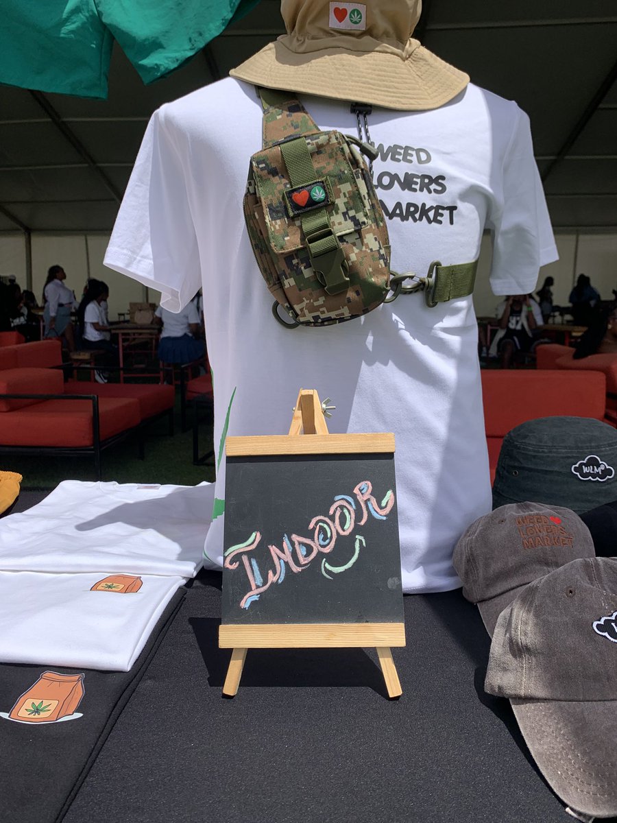 weedloversstore's tweet photo. Can we take it back to yesterday🔥😍
#TheNewKool #ItsNotJustABrandItsAMovement #MISUNDERSTOOD https://t.co/9UOseqEDqM