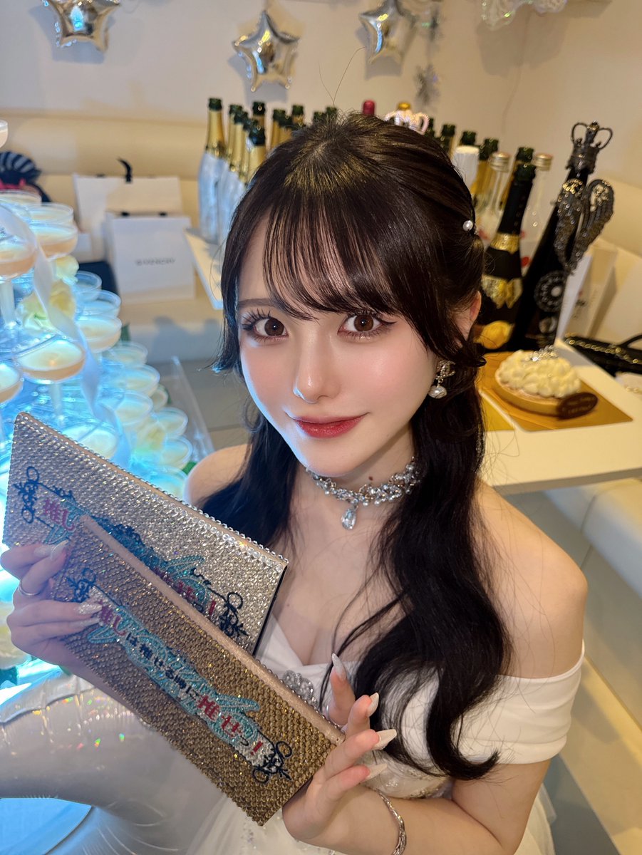 yukino_oshiose's tweet photo. 19歳最初の日、素敵な日にしてくれてありがとうー！！！！🫶🫶🫶
ALTに！ https://t.co/r3sZ3iNLIn