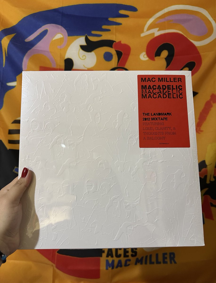 AltheeaRaps's tweet photo. y’all, look at what my boyfriend gifted me for my birthday 🥹🥺❤️🤍 https://t.co/FvZgSyjMDI
