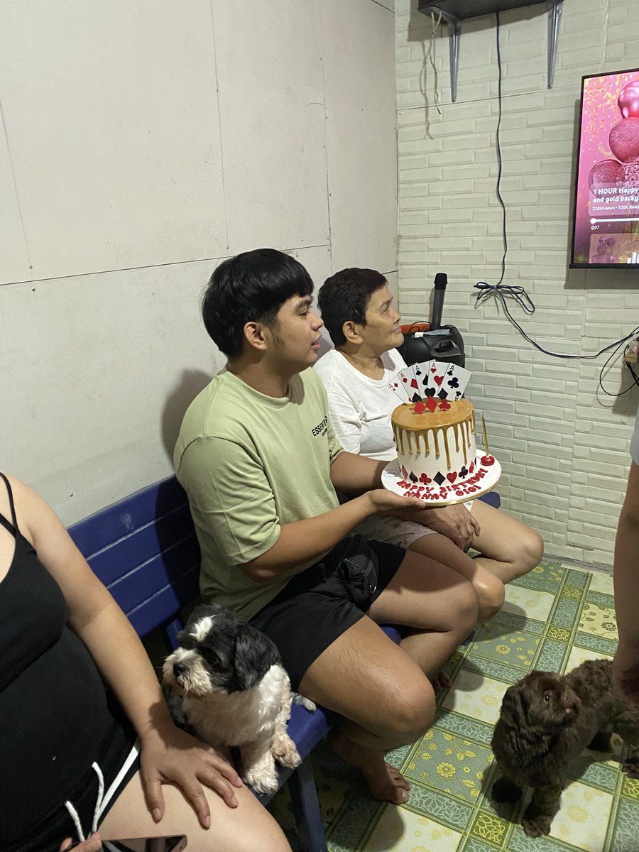 яαffу tweet media