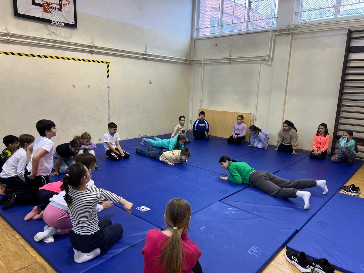 PeopleBronx's tweet photo. 🥋🥋🥋🥋🥋🥋🥋🥋🥋🥋🥋🥋🥋🥋

***Proiect realizat cu sprijinul Municipiului Bacău și al Consiliului Local al Municipiului Bacău

#BronxSportClubSportulUnesteOameni https://t.co/bogC909iVy