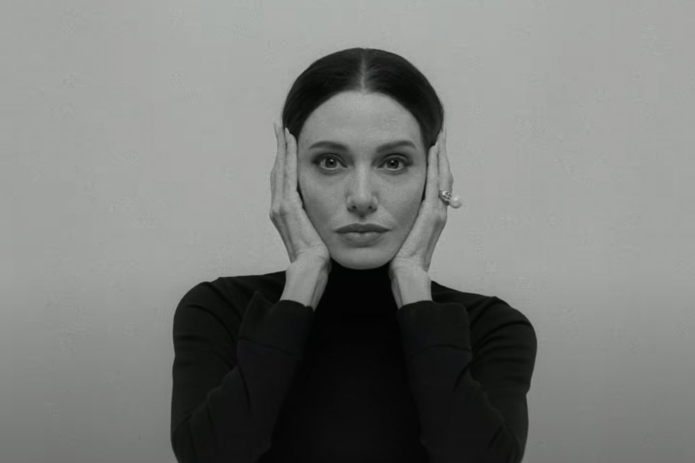 vincentlao18's tweet image. Cinematographer Ed Lachman should be in contention for his beautiful work in MARIA. He never won an Oscar… and I think it’s time to award him while he’s still prolific and alive! 

He also worked on FAR FROM HEAVEN, CAROL, EL CONDE and so on. #edlachman #marianetflix #fyc