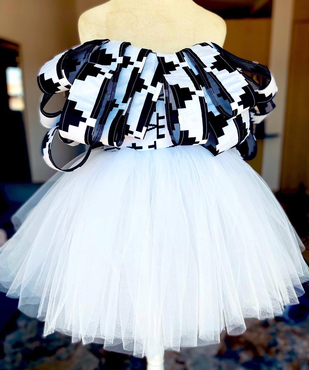 Tomi Rikhotso tweet media