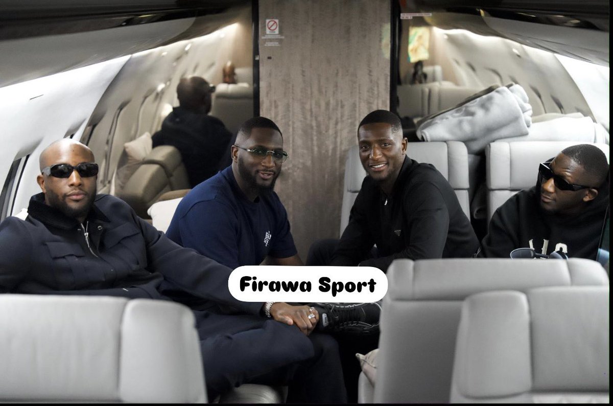 📍 L’arrivée de <a href="/Guirassy_19/">Serhou Guirassy</a> à Marrakech !

L’attaquant guinéen a voyagé avec sa famille. Firawa Sport a eu l’honneur d’avoir cette photo à leur arrivée. <a href="/TanouDiallo18/">Tanou Diallo</a> <a href="/bahoro09/">Amadou Tidiane BAH</a> <a href="/LamineGuirassy/">LAMINE GUIRASSY</a> #CAFAwards2024 #FirawaSport.