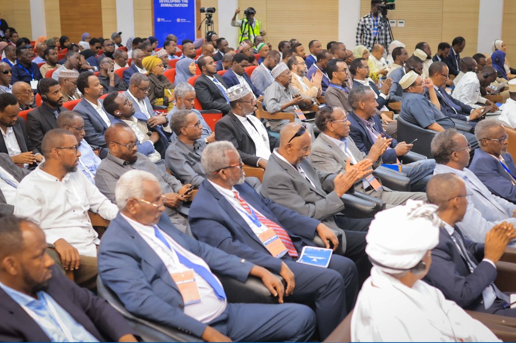 Dr. Abdirahman Abdullahi Badiyow has presented his research paper titled "A Role Model in Leadership: The Political Culture of President Aden Abdulle Osman." #SSIA2024