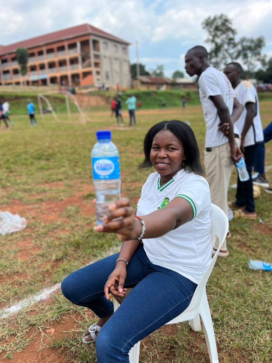 themedicalleag1's tweet photo. Our special #MCM goes to our water sponsor of the league that is: @uzima_water whose contribution has made a big impact to the growth of our league.
This week #boostyourlife naturally with a bottle of @uzima_water https://t.co/vIoOF95tg5
