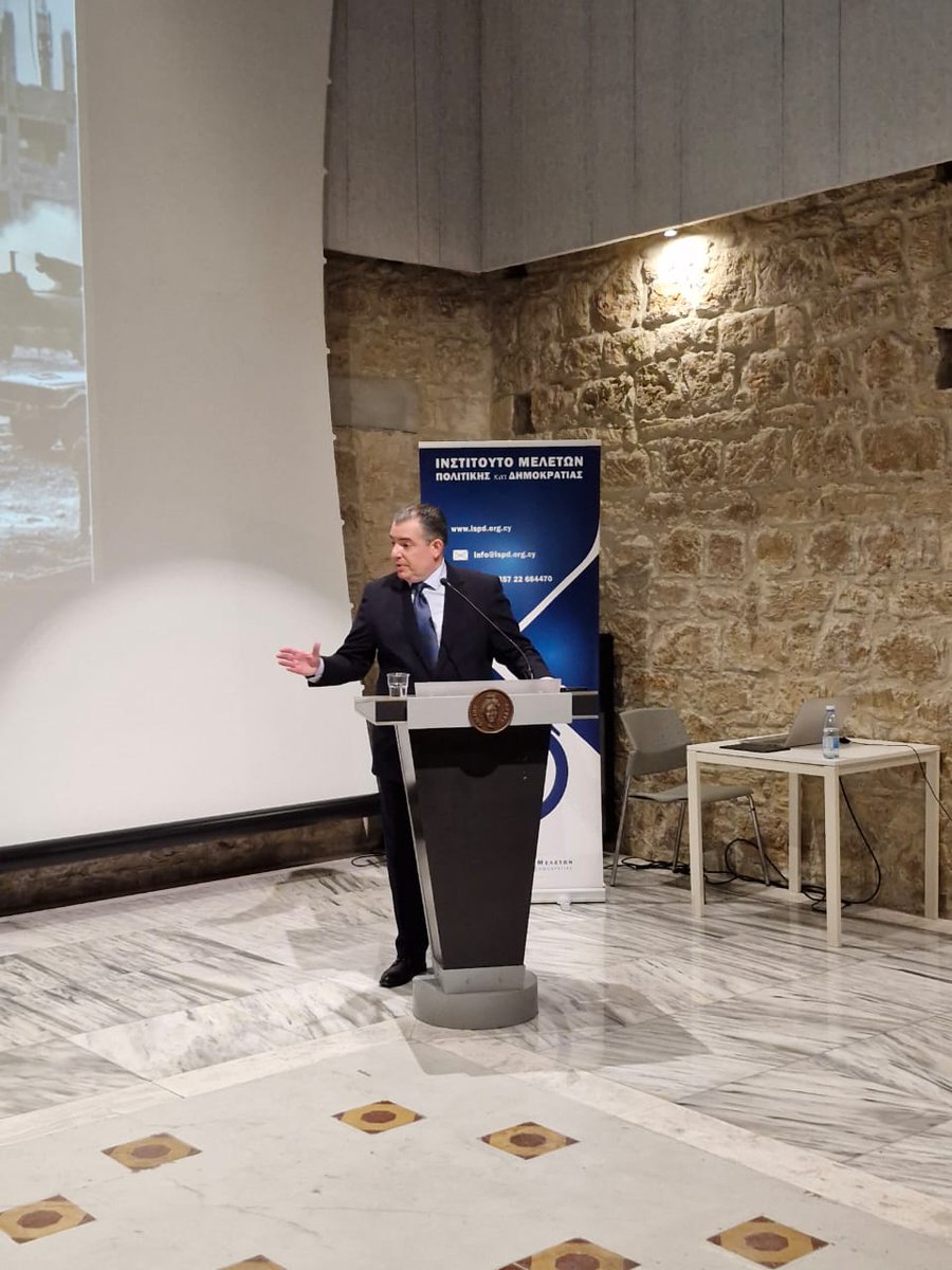 Ινστιτούτο Μελετών Πολιτικής και Δημοκρατίας tweet media