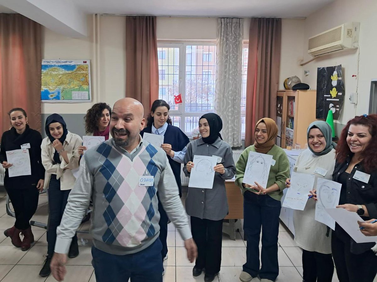 mardinarge's tweet photo. ArGe ile @orav2008 iş birliğiyle çeşitli ilçelerimizde görev yapan 50 öğretmenimizle 14 ve 15 Aralık tarihlerinde “Sürdürülebilir Çevre Eğitimi” gerçekleştirdik. Gönüllü katılım gösteren öğretmenlerimize teşekkür ederiz.
@tcmeb
@Mardin_Valiligi
@mardinilmem
@ali_eyyupkoca https://t.co/EXSDakb1J2
