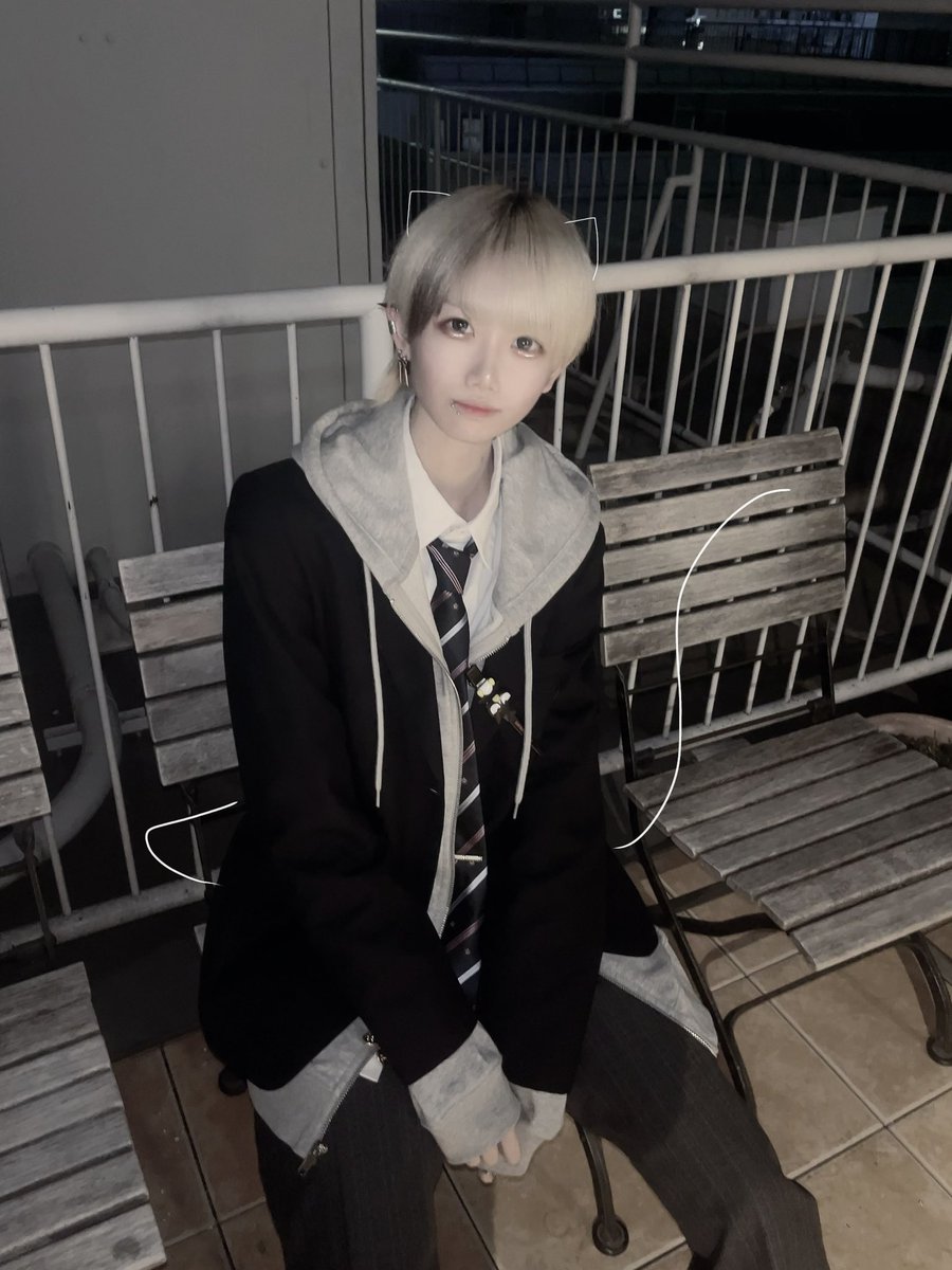 nayo_ak2's tweet photo. 君の王子様🐾🤍 https://t.co/MBJneahqR5