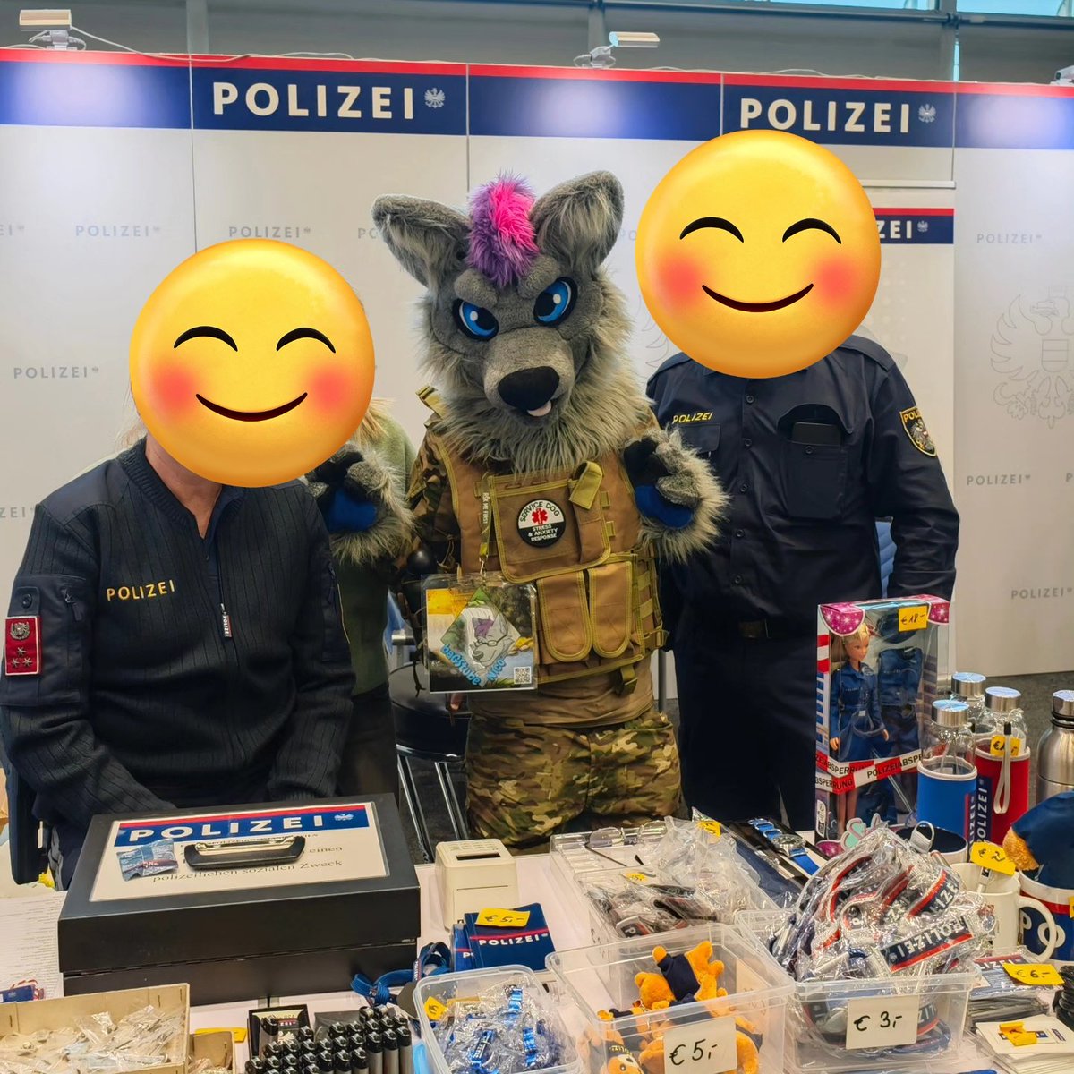 AustriaYt's tweet photo. Vienna Comic Con was awesome 👍 #viennacomiccon #viecc #viec https://t.co/7XuhSoOv32