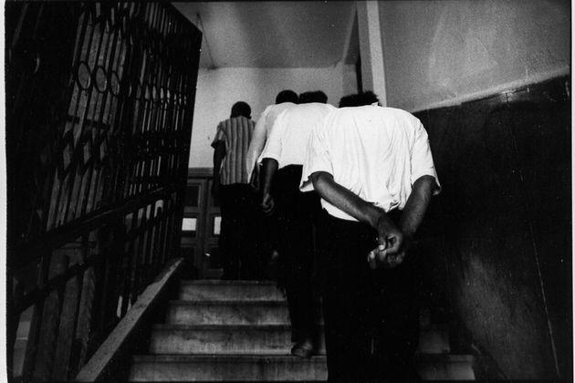 praxis_review's tweet image. "Ο τάφος των ζωντανών νεκρών": Σαν σήμερα, 16 Δεκεμβρίου 1981, 316 επιστήμονες, που συμμετέχουν στο Ελληνογαλλικό Συμπόσιο Κοινωνικής Ψυχιατρικής που διεξάγεται στην Ελλάδα, καταγγέλλουν πως οι 1.700 ασθενείς στο Ψυχιατρείο της Λέρου βρίσκονται σε κατάσταση ζωντανών-νεκρών. Το