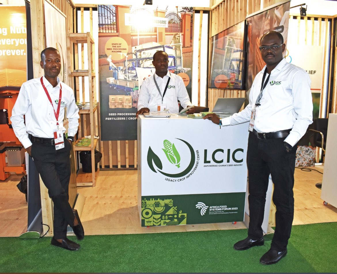LegacyfarmsTv's tweet photo. Turning vision into reality requires commitment & determination. At #LCIC, we're dedicated to solving problems & creating opportunities. Wishing you a productive week!
Visit: https://t.co/SQ1lYe0epz
#LCIC #LegacySquare #SeedBusiness #AECF #AGRAImpact https://t.co/7yVzeyNJ12
