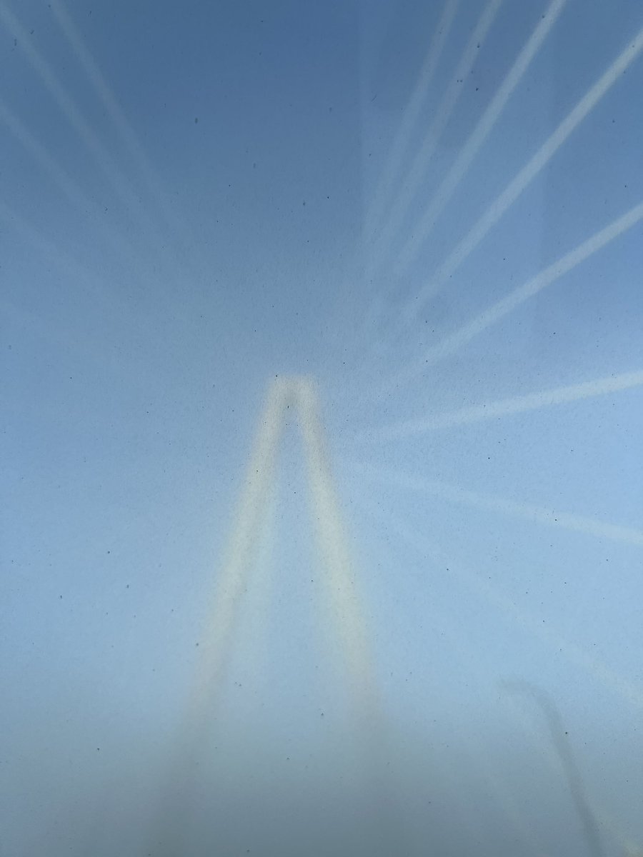 Visibility low this morning around Charleston with fog struggling to burn off. Take it slow! #CHSwx #SCwx