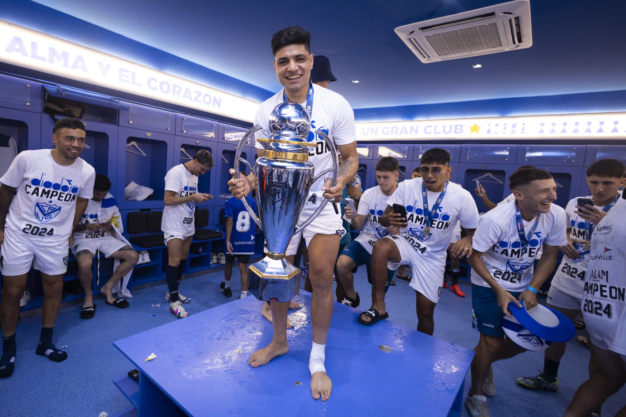 El mejor jugador de la LPF anunció que se va libre de Vélez • Canal C