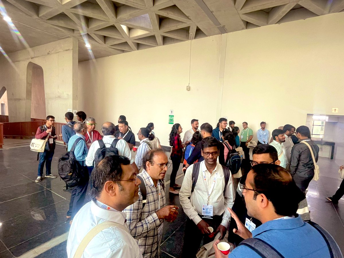 Compflu2024 (@comp_flu) on Twitter photo Wrapping an eventful day full with exciting talks, poster presentations, discussions and many more at compflu2024 <a href="/IITHyderabad/">IIT Hyderabad</a>
#Softmatter #fluids Wrapping an eventful day full with exciting talks, poster presentations, discussions and many more at compflu2024 <a href="/IITHyderabad/">IIT Hyderabad</a>
#Softmatter #fluids
