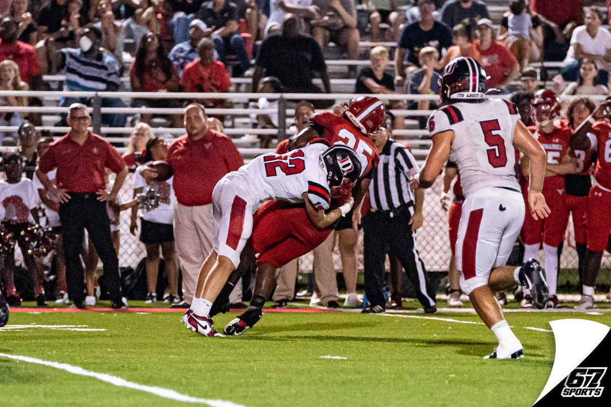 SENIOR SPOTLIGHT - 12 Jackson Turner

Jackson found his footing as a starter in the secondary this year. True field general, making sure our athletes were where they needed to be. Jackson had 46 tackles and 6 PD this season.

#ITSABOUTUS

hudl.com/video/3/167175…
