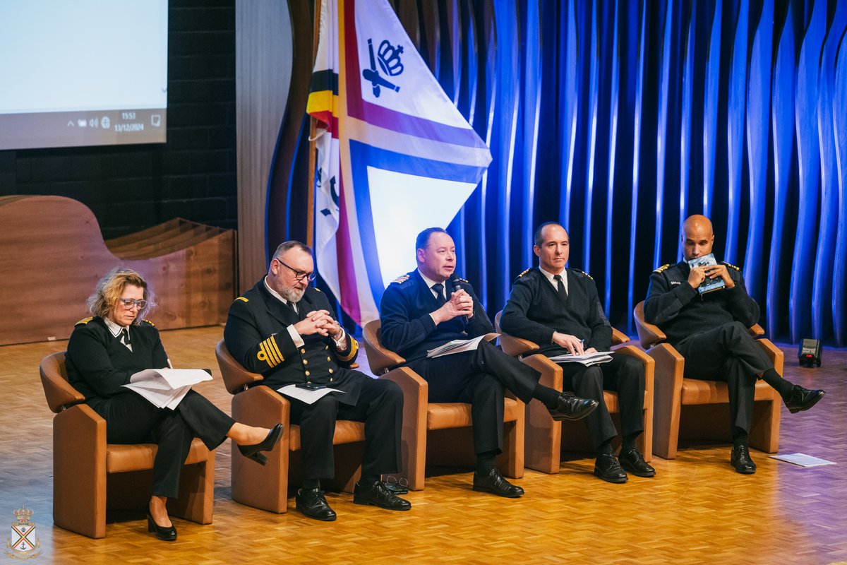 TheBelgianNavy's tweet photo. [FR]⚓Discussions et échanges sur le futur de la Marine étaient au programme du Belgian Navy Officers Day ce vendredi 13. Une belle opportunité d’étudier ensemble les défis que va devoir relever la Marine dès 2025.

#navy #marine @BelgiumDefence @COM_BelgianNavy @Kvbelleghem https://t.co/9s7zh0kxUi