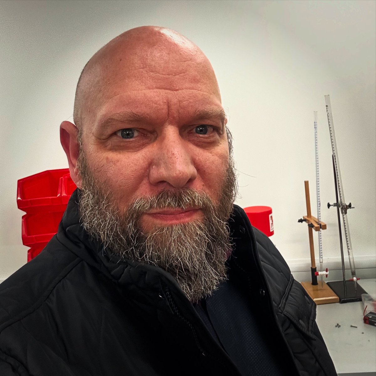 v8bass's tweet photo. Okay, I crumbled to the peer pressure and lost five inches off the beard. What dony’all think? #beardedtattooedandtall https://t.co/N04G3Ownnx