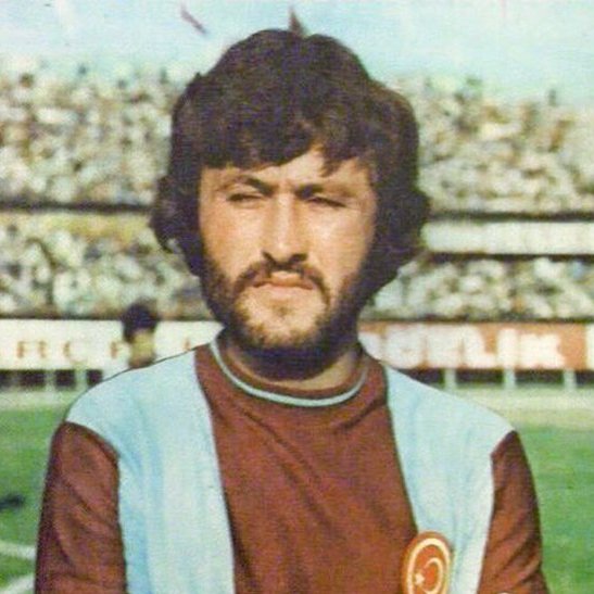 Efsane kadromuzun şampiyon ismi Ali Yavuz'un değerli oğlu vefat etmiştir. Kederli ailesine baş sağlığı dileriz, merhumun mekanı cennet olsun.