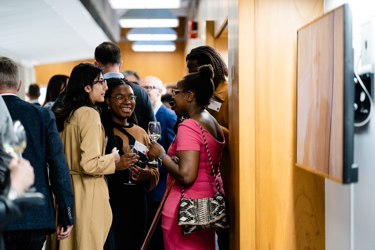 LFArchitecture's tweet image. Share your programmes and initiatives for young people in the built environment and promote them in @nlalondon’s upcoming #SkillsforPlaces study. 

Complete survey! 👇
surveymonkey.com/r/QY68RYG