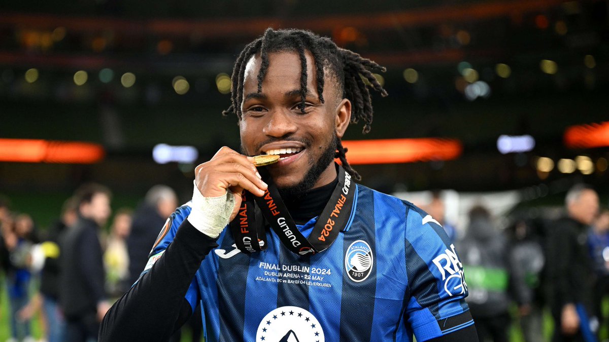 The Africa Player Of The Year award will be annouced this evening. Good luck Ademola and thank you for a fantastic 2024! 🙏💙🖤