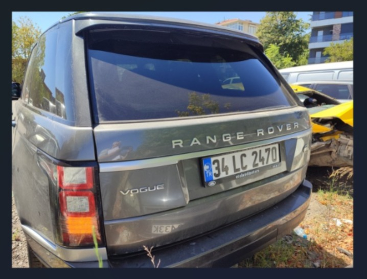 icraburada's tweet photo. 34LC2470 Plakalı , 2014 Model , LAND ROVER Marka Range Rover 3.0 TDV6 (QTBV/5) Tipli  Yakıt Tipi Dizel , Vites Tipi Otomatik , Rengi Gri ,

Piyasa Bedeli: 3.890.000,00 TL    https://t.co/sAmelFj3os 'da;  1.961.300,00 TL https://t.co/YiFZnSDzzm