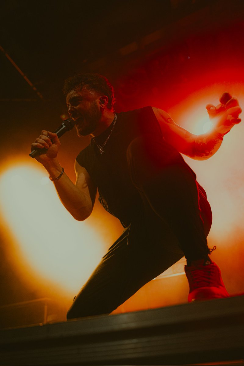 Dublin, that energy was special! 🥵🔥

Limelight, Belfast tonight with <a href="/CurrentsCT/">Currents</a>, <a href="/resolveoff/">Resolve</a> &amp; <a href="/acresuk/">Acres</a>

See you on stage at 6:30PM. 

iV