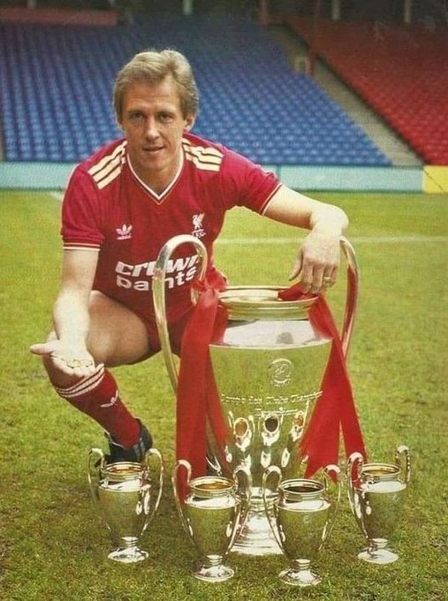 LFCHistoryShow's tweet photo. PHIL (ZICO) NEAL. One of The Reds most consistent defenders, penalty takers and a superb footballer. PLUS... He's the only English player to win 4 European Cups. Now, what can you say about that!!! #YNWA #LFC #LiverpoolFC #anfield #PhilNeal https://t.co/OHyqj6ePUn
