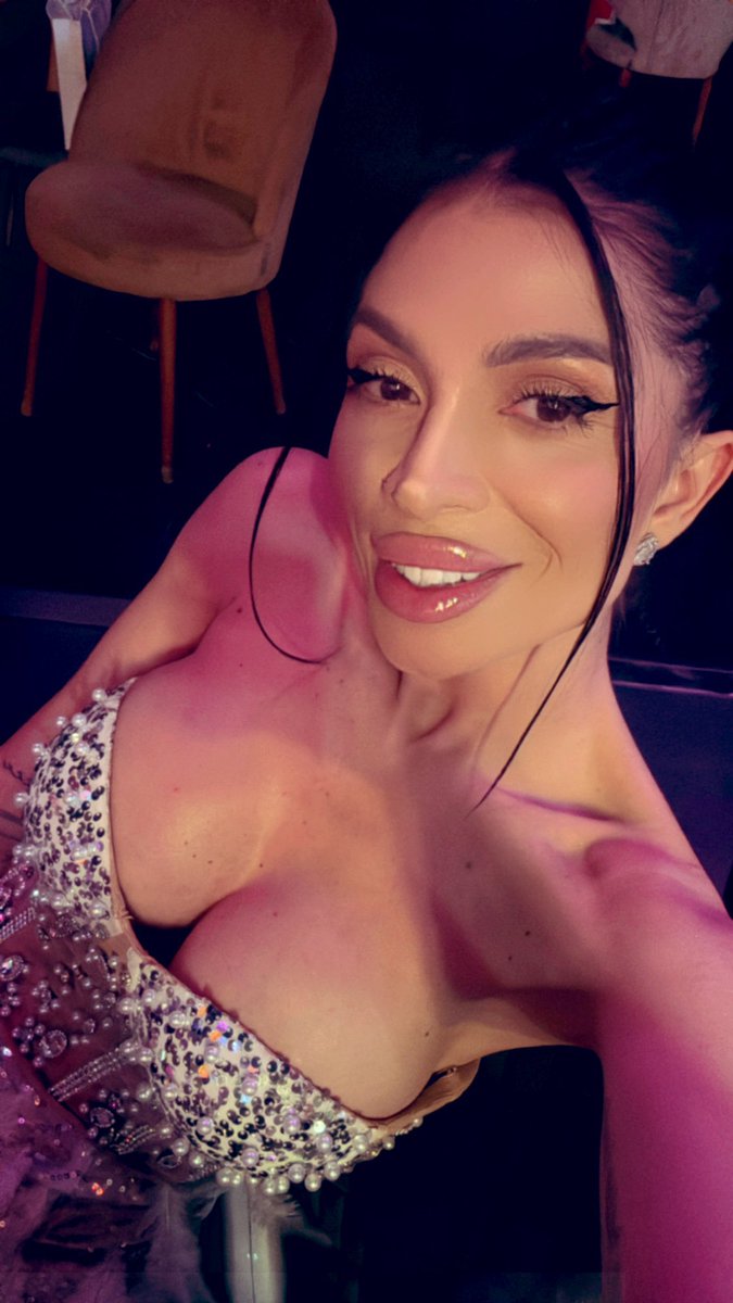 I’m online now! Click on this link 🥰 

Stripchat.com/metishacaprice