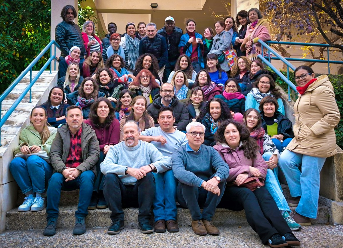 💙 Nos juntamos en #Granada por la convivencia pacífica y feminista en las Jornadas de reflexión y planificación estratégica del <a href="/MovimientoxlPaz/">Movimiento por la Paz - MPDL</a>.

Encuentro con delegaciones de España e internacionales para compartir, aprender y fortalecer el compromiso por un mundo más justo.