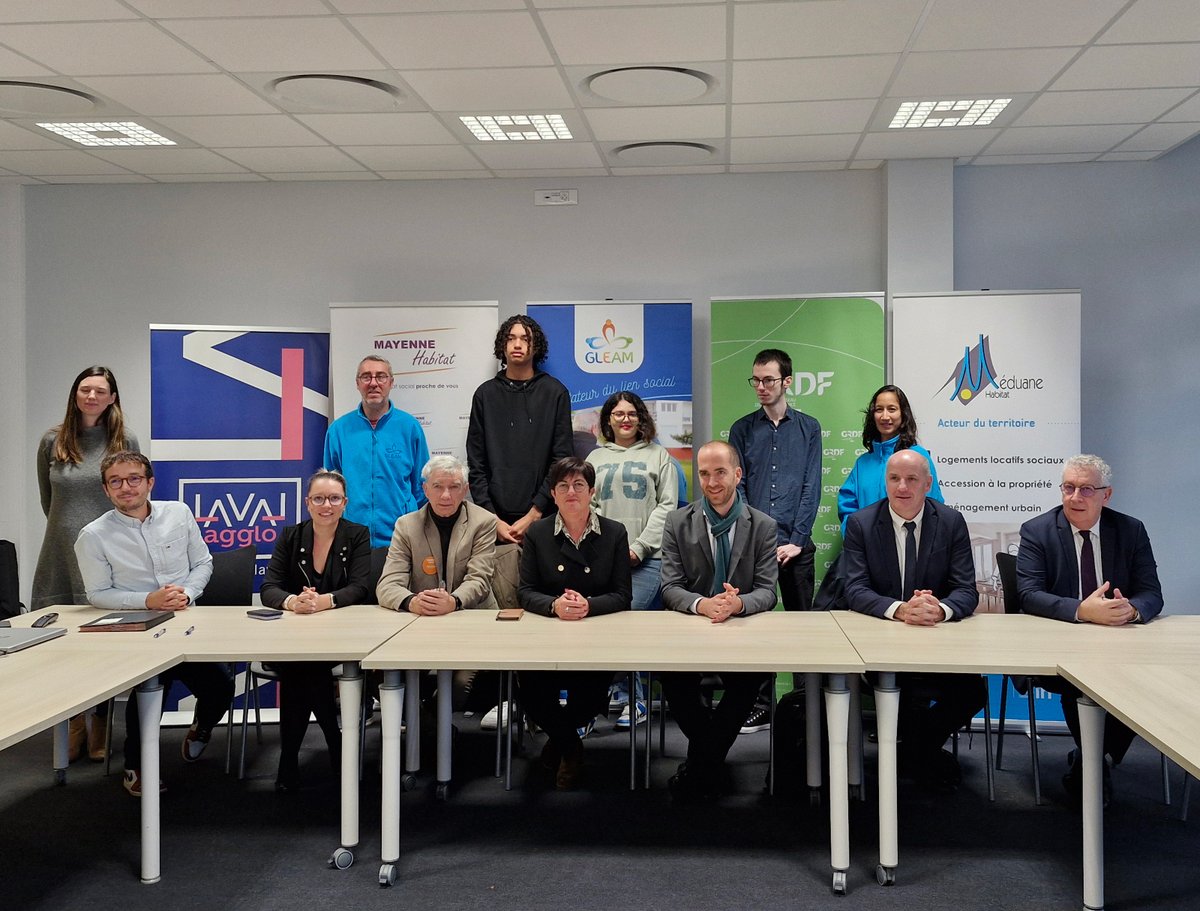 Lutte contre la précarité énergétique- Action #CIVIGAZ : Méduane Habitat se mobilise avec <a href="/Energie_Mayenne/">Territoire d'Énergie Mayenne 💡</a> <a href="/LavalAgglo/">LavalAgglo</a> <a href="/FondationFACE/">Fondation FACE</a> <a href="/GLEAMPimms/">GLEAM - Pimms Médiation Mayenne Sarthe</a> <a href="/MayenneHabitat/">Mayenne Habitat</a> <a href="/Podeliha_AL/">Podeliha</a> et <a href="/GRDF/">GRDF</a> pour sensibiliser les ménages lavallois aux économies d'énergies et aux risques liés au gaz.#Hlm