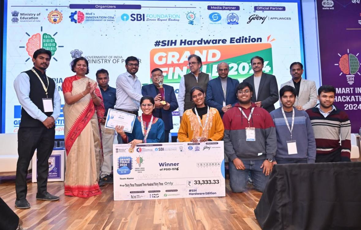 🎉 Victory for IIT Jammu! 🎉
Team Garudam from the Department of Chemical Engineering has won the Smart India Hackathon 2024 - Hardware Edition Finale at KIET Group of Institutions!