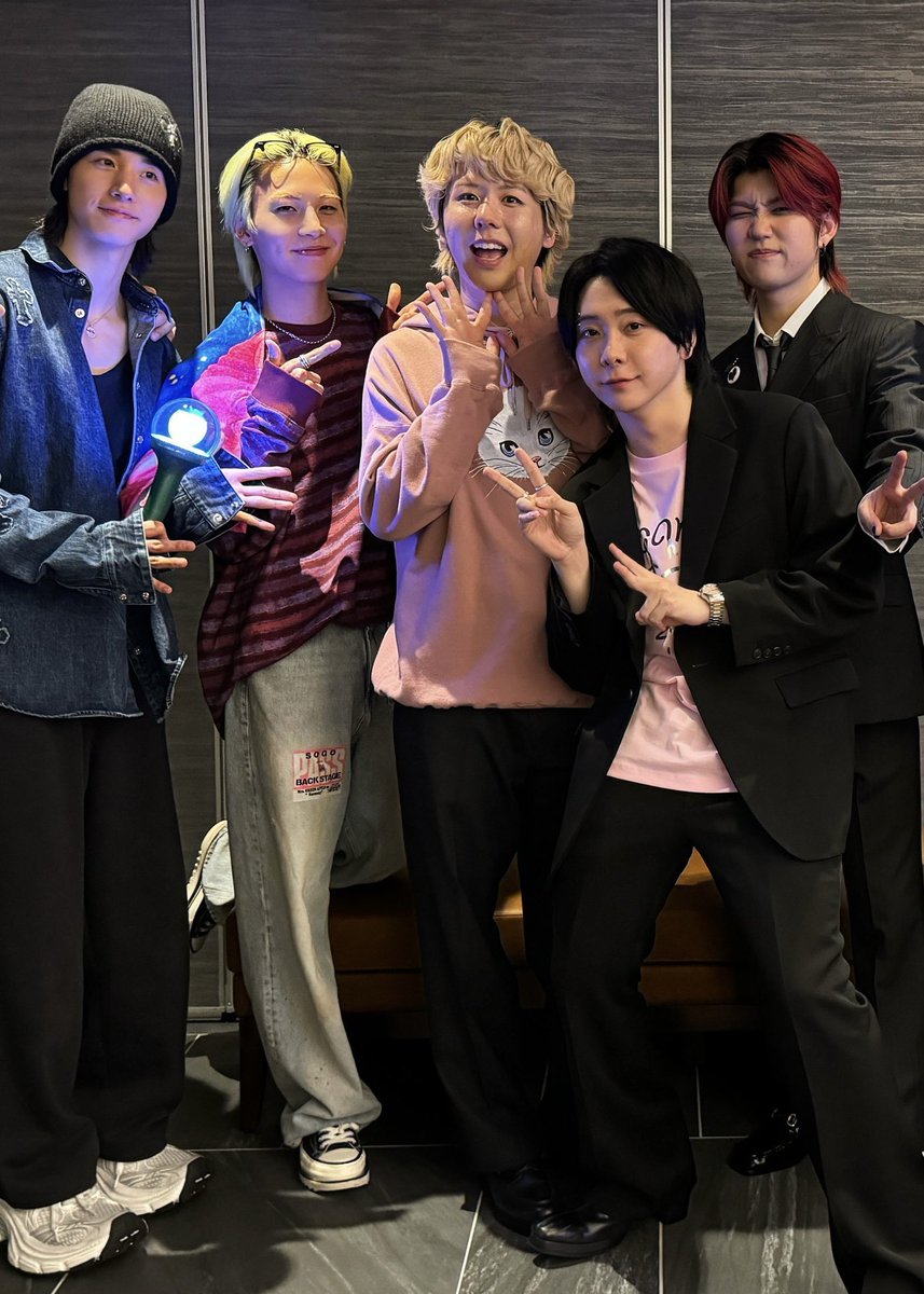 ワイプでミセスさんのコロンブスを口ずさんでいたオレンジ色の髪の川尻