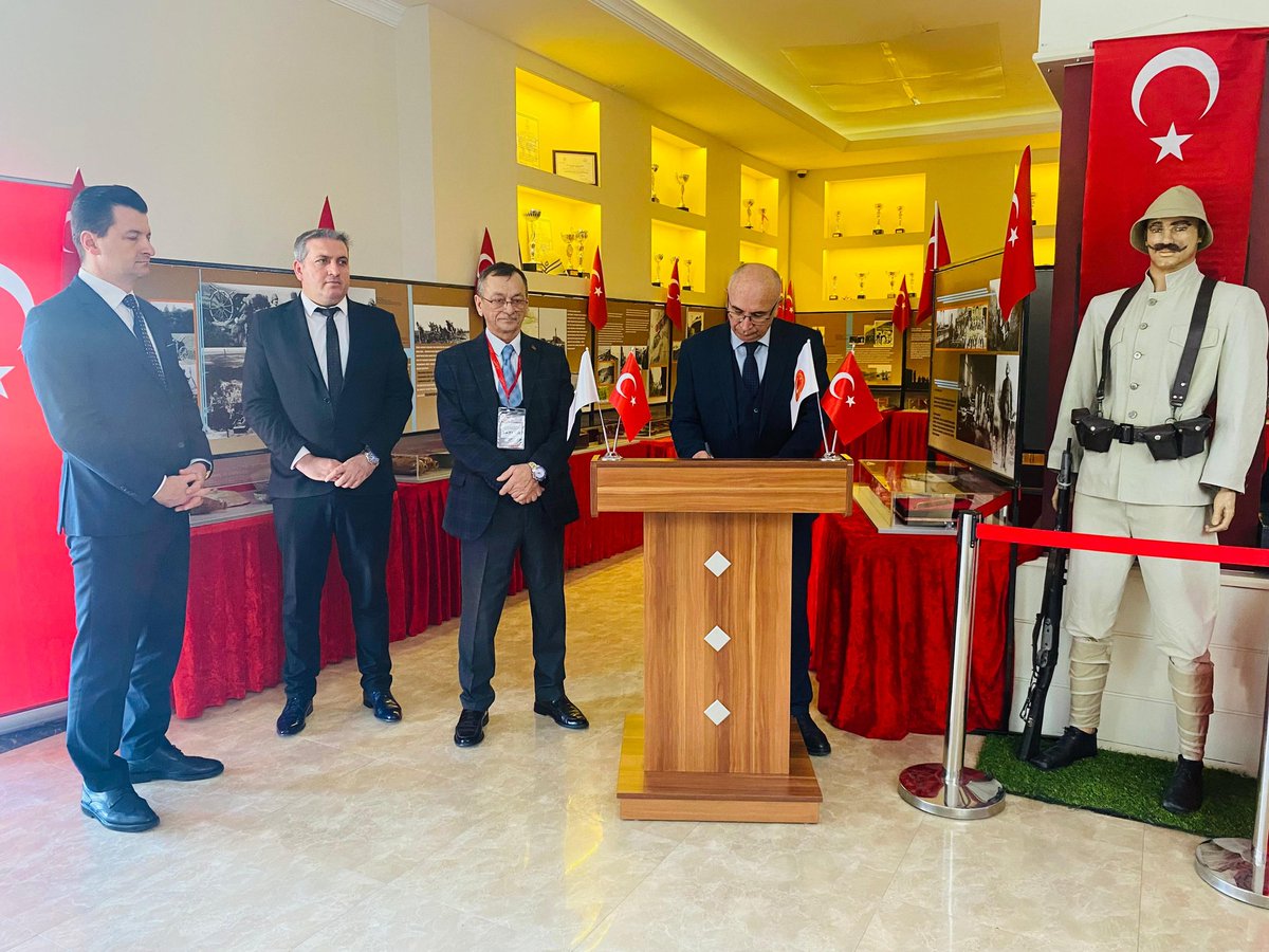 luleburgazdoga's tweet photo. Çanakkale Destanı Doğa Koleji Lüleburgazda !                                   Türkiye Gaziler ve Şehit Aileleri Vakfı Çanakkale Sergisi Doğa Koleji Lüleburgaz kampüsünde Sergilenmektedir. @binici_yesim @hseyindass @DogaOkullari https://t.co/HXIukqamUu