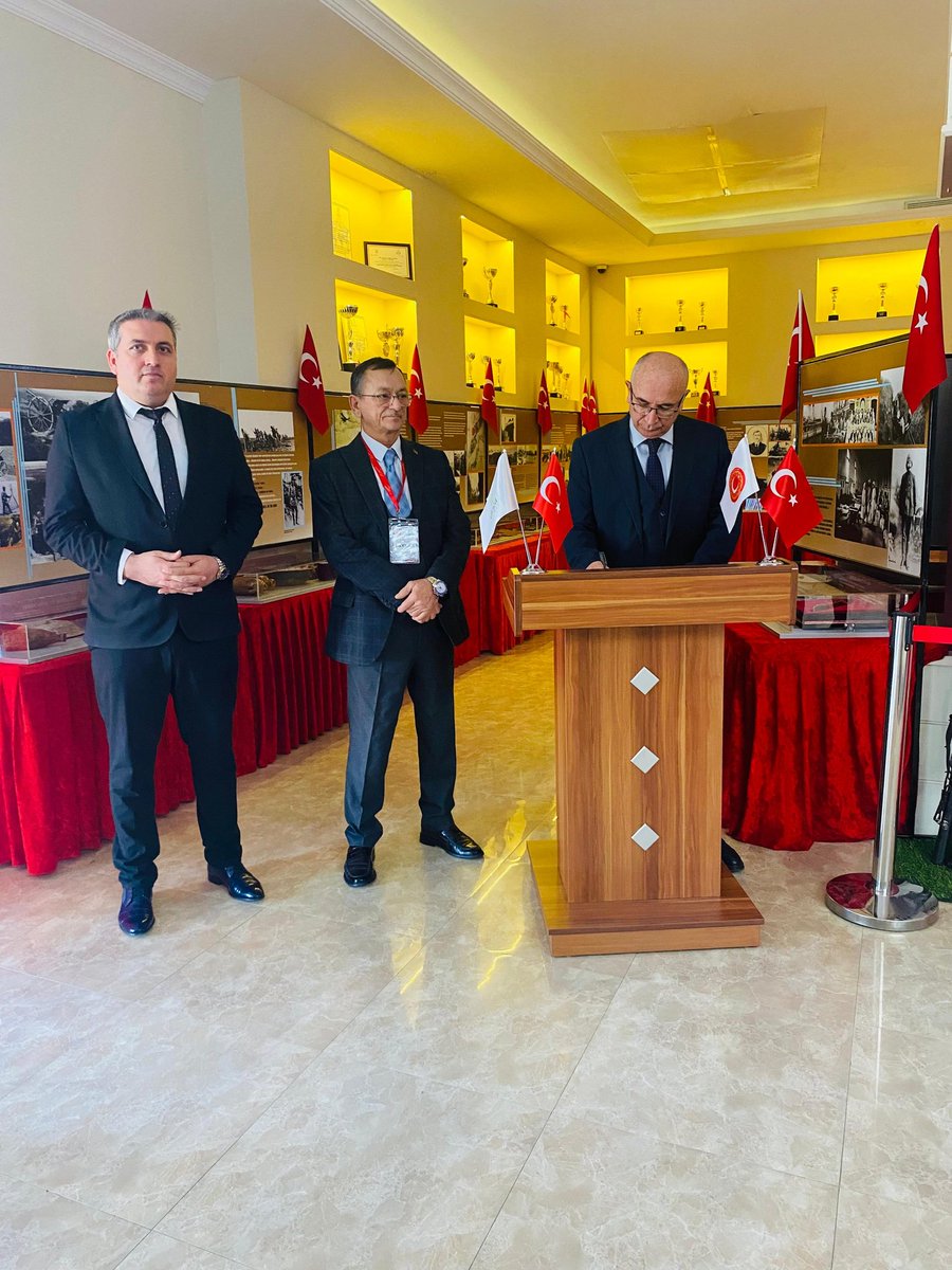 luleburgazdoga's tweet photo. Çanakkale Destanı Doğa Koleji Lüleburgazda !                                   Türkiye Gaziler ve Şehit Aileleri Vakfı Çanakkale Sergisi Doğa Koleji Lüleburgaz kampüsünde Sergilenmektedir. @binici_yesim @hseyindass @DogaOkullari https://t.co/HXIukqamUu