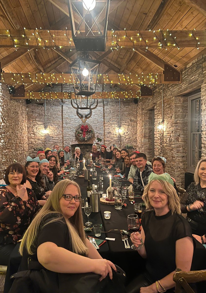 HR_Profs's tweet photo. Feeling festive 🎄 

The HR Dept Group celebrated Christmas Jumper day last Thursday, before our annual Christmas Do in the evening! https://t.co/J6Vpob7itu