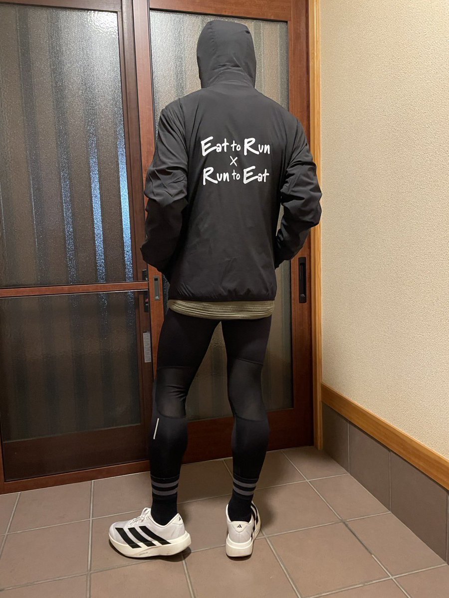 tahitahi0703's tweet photo. 通勤があれば帰宅もある🚃🏃➡️🏠
#白米ジャケット
#EattoRun
#RuntoEat https://t.co/1YaWmY5zc2